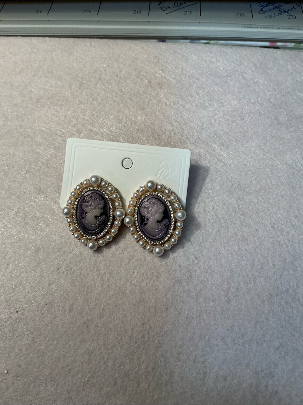 2395-101 Lavender Cameo Pearl-Trim Oval Drop Earrings - Picture 2 of 8